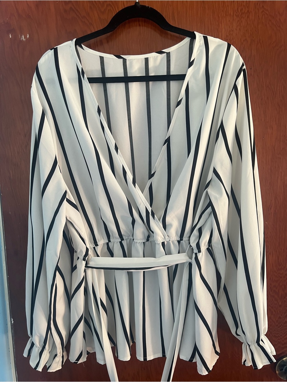 SHEIN Curve Black and White Striped Top With Tie